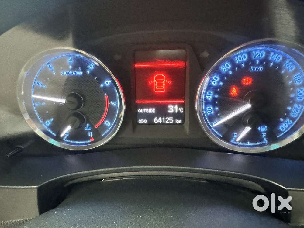 Toyota Corolla Altis