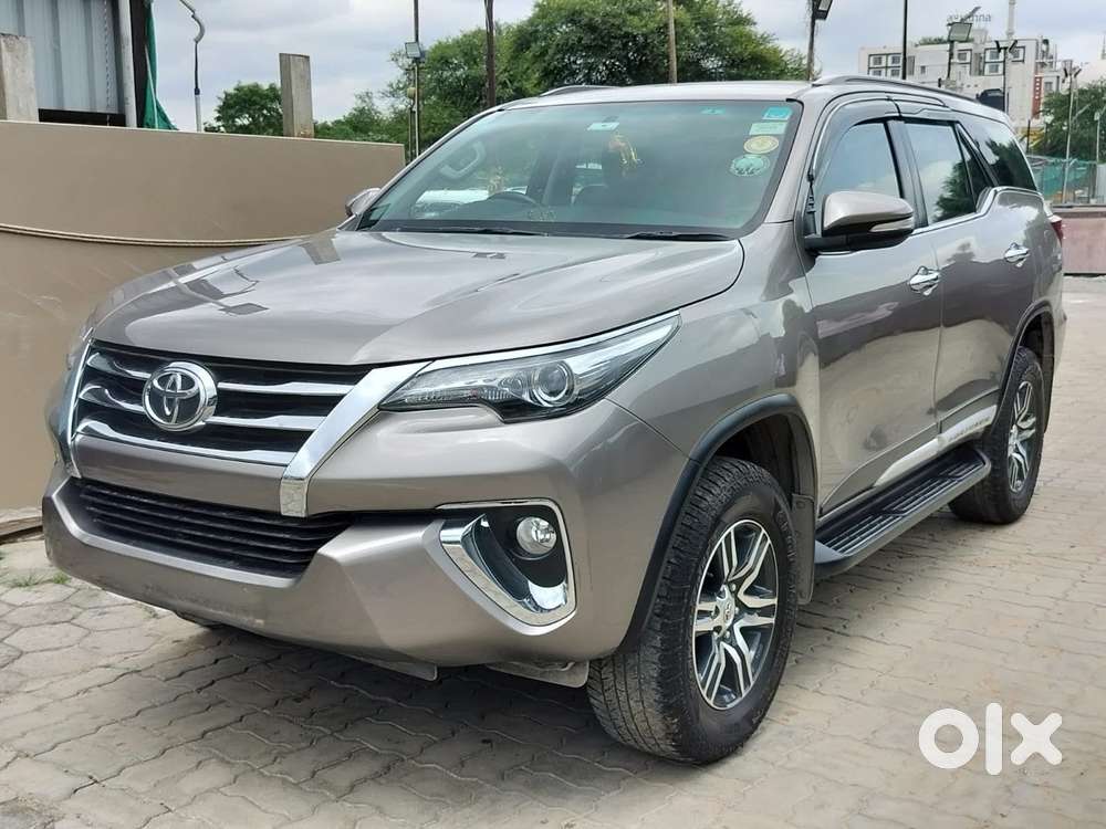 Toyota Fortuner Legender 4x4 At 2.8, 2017, Diesel