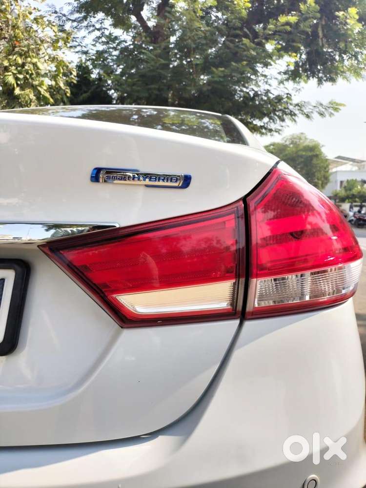 Maruti Suzuki Ciaz 1.5 Alpha Shvs Amt, 2021, Petrol
