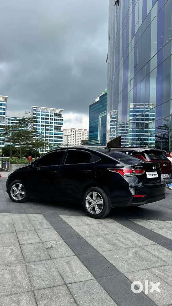 Hyundai Verna 1.6 Sx Crdi First Owner On Showroom Track 2018