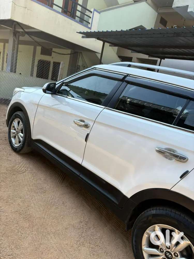 Hyundai Creta 2016non-accidentalenthusiast Maintained  New Battery