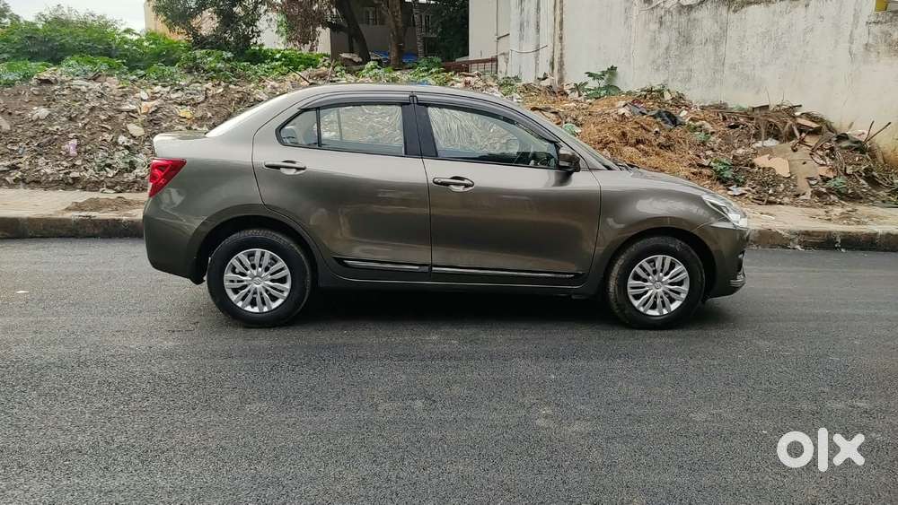Maruti Suzuki Swift Dzire 1.2 Vxi Bsiv, 2018, Petrol
