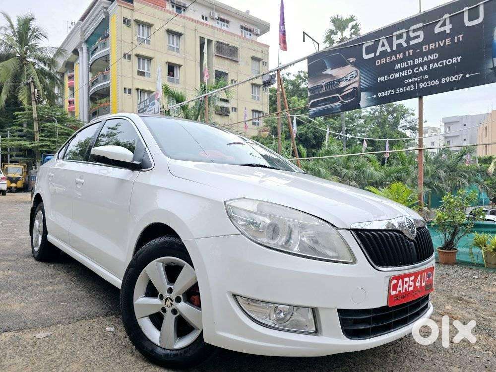 Skoda Rapid [2016-2020] 1.5 Style Plus Tdi At, 2016, Diesel