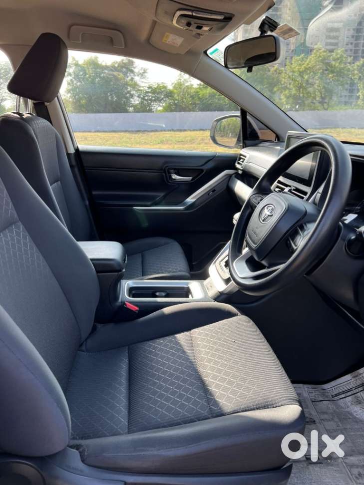 Toyota Innova Hycross 2.0 Gx 8 Str, 2024, Petrol