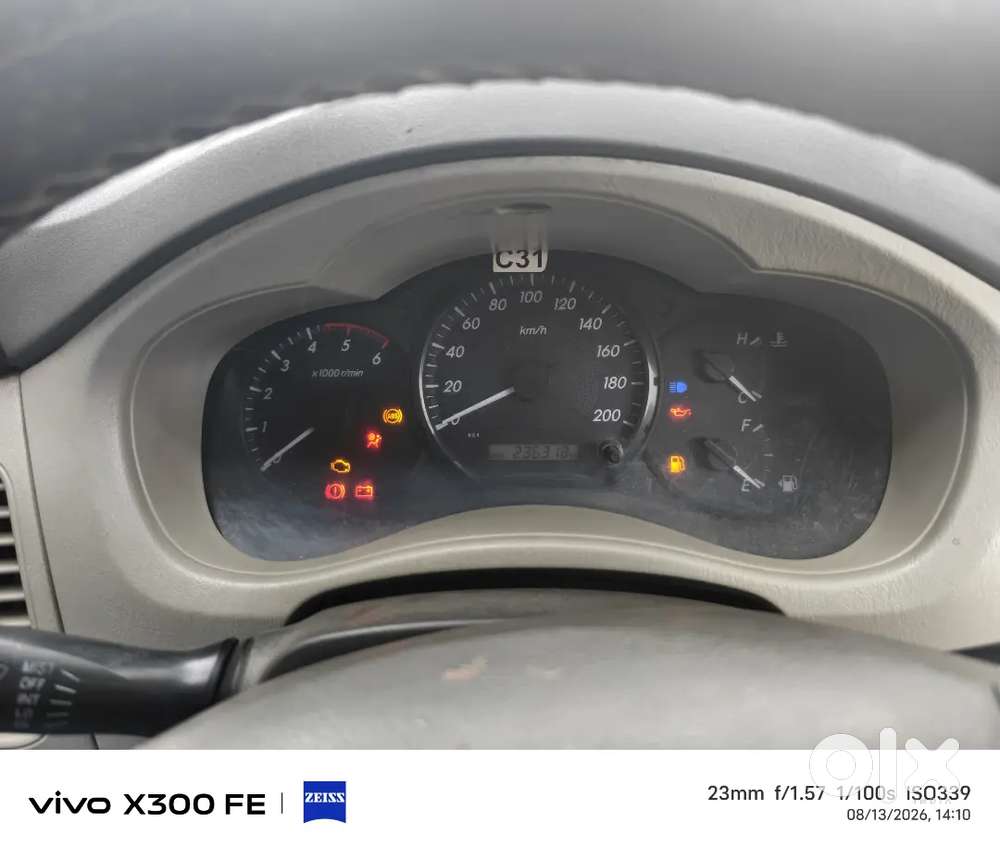 Toyota Innova 2.5 G 2014