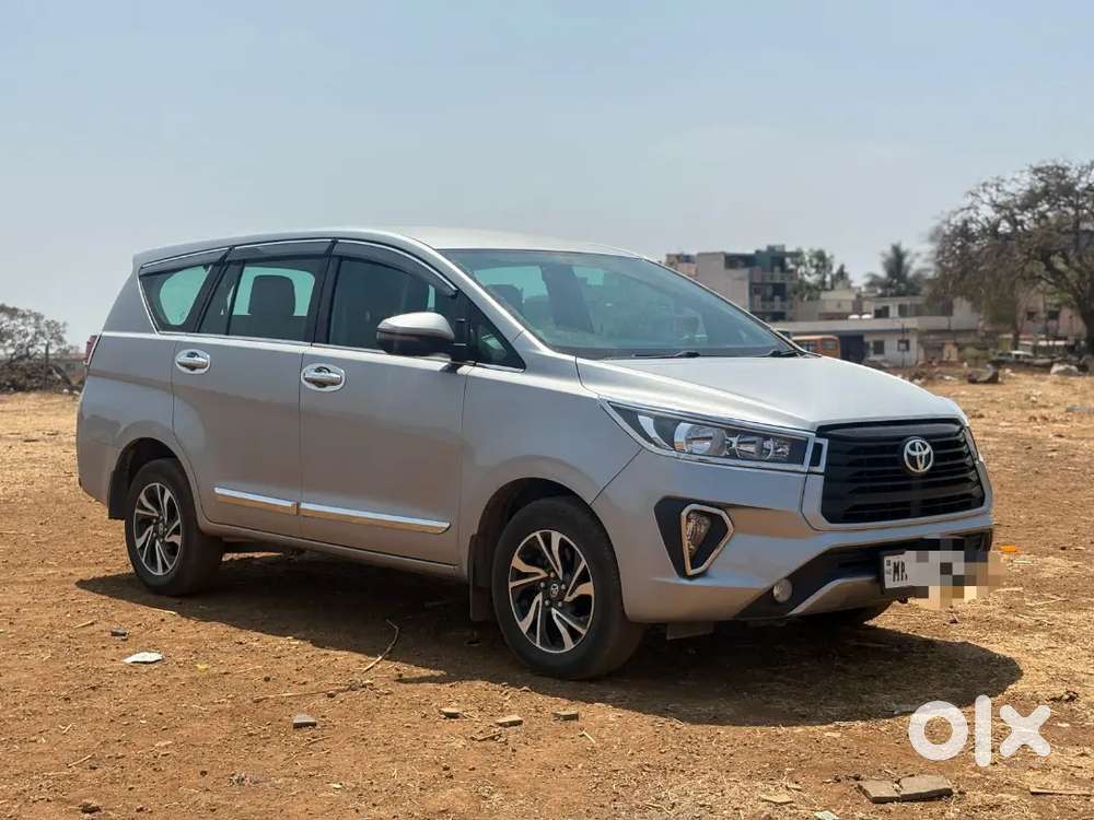 Toyota Innova Crysta 2021 Diesel 120000 Km Driven