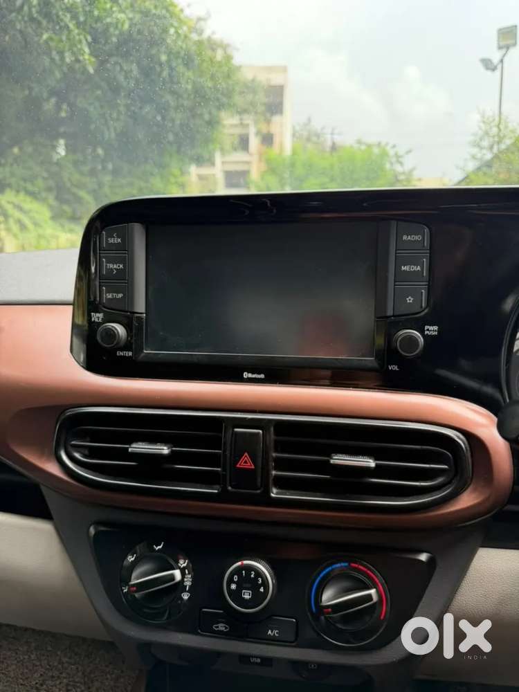 Hyundai Aura 1.0 Sx Plus Petrol, 2020, Petrol