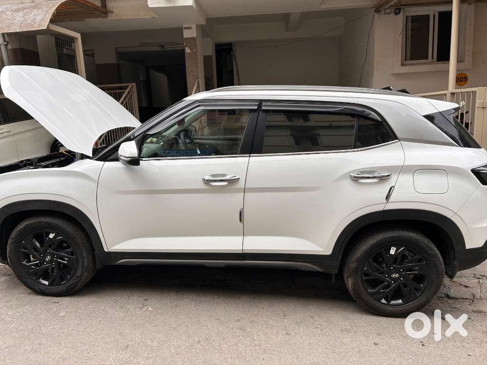 Hyundai Creta 2024 Model Vechile Age 1.5 Years