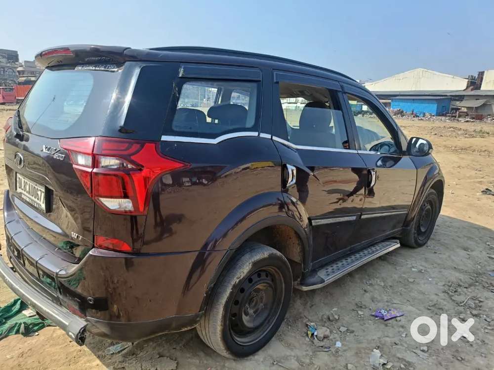 Mahindra Xuv500 2018 Diesel 80000 Km Driven