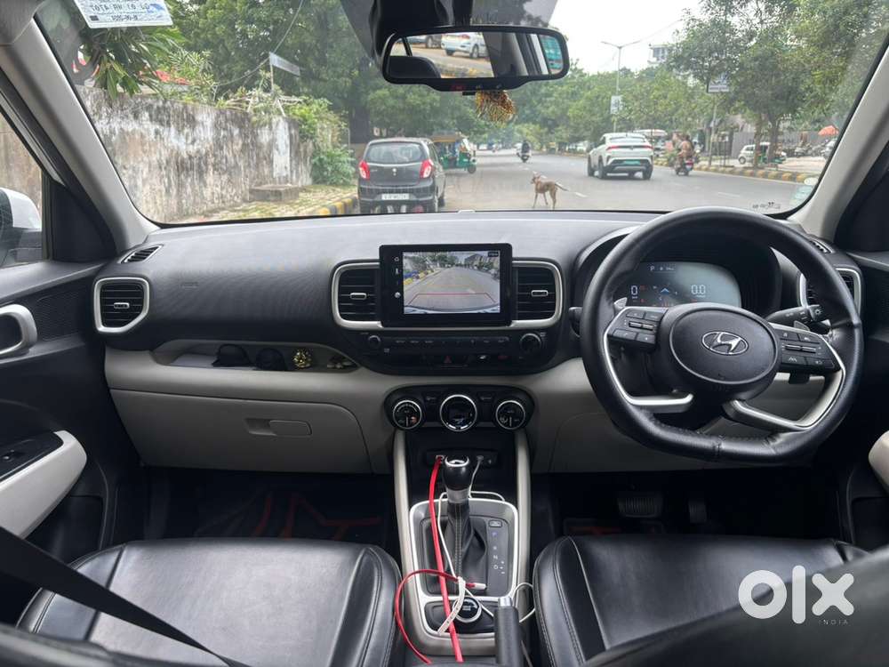 Hyundai Venue 2024 Petrol Turbo Automatic  19000 Km Driven