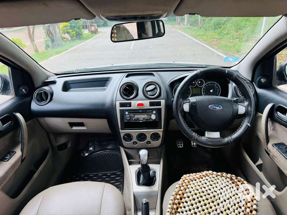 Ford Fiesta 1.6 Zxi Abs, 2006, Petrol