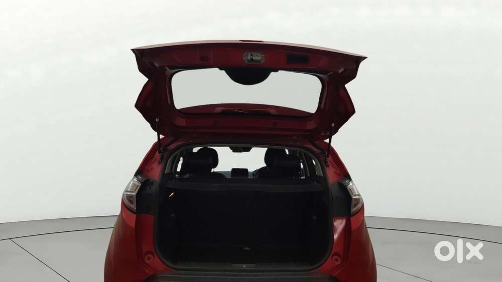 Tata Nexon 1.2 Revotron Xz Plus, 2018, Petrol