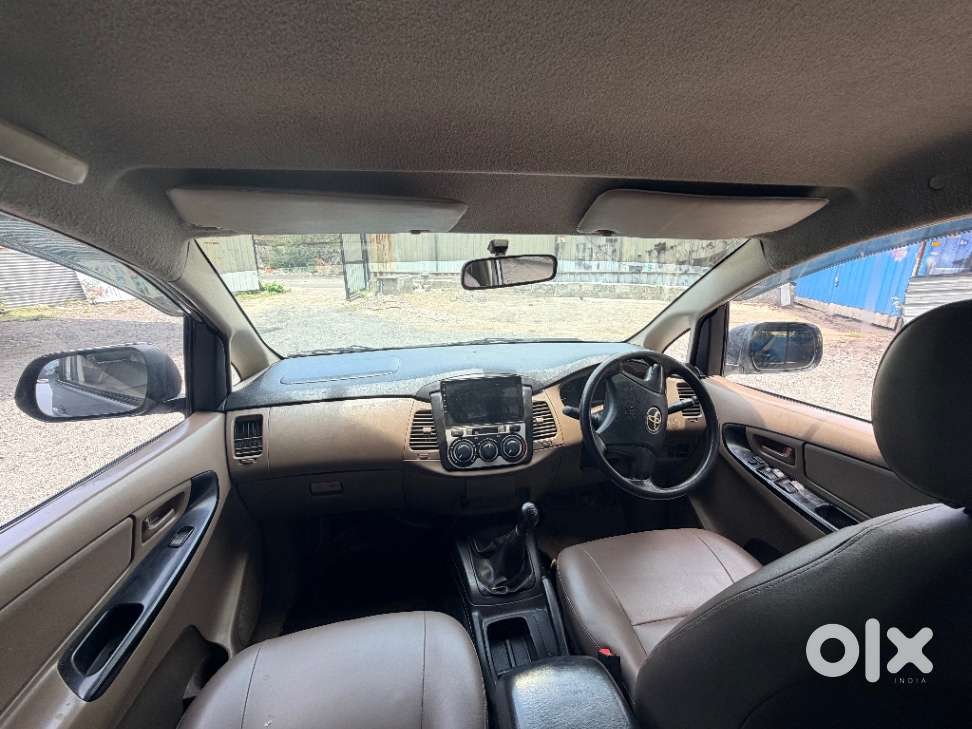 Toyota Innova 2.5 Gx 8 Str Bs-iii, 2015, Diesel