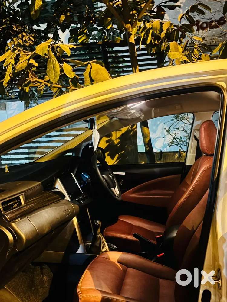 Toyota Innova Crysta 2025 Diesel Manual