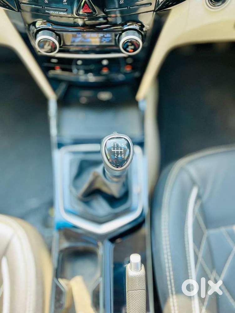 Mahindra Xuv 3xo Ax5 Ds Mt, 2025, Diesel