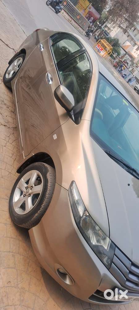 Honda City 2011-2013 V At Exclusive, 2011, Petrol