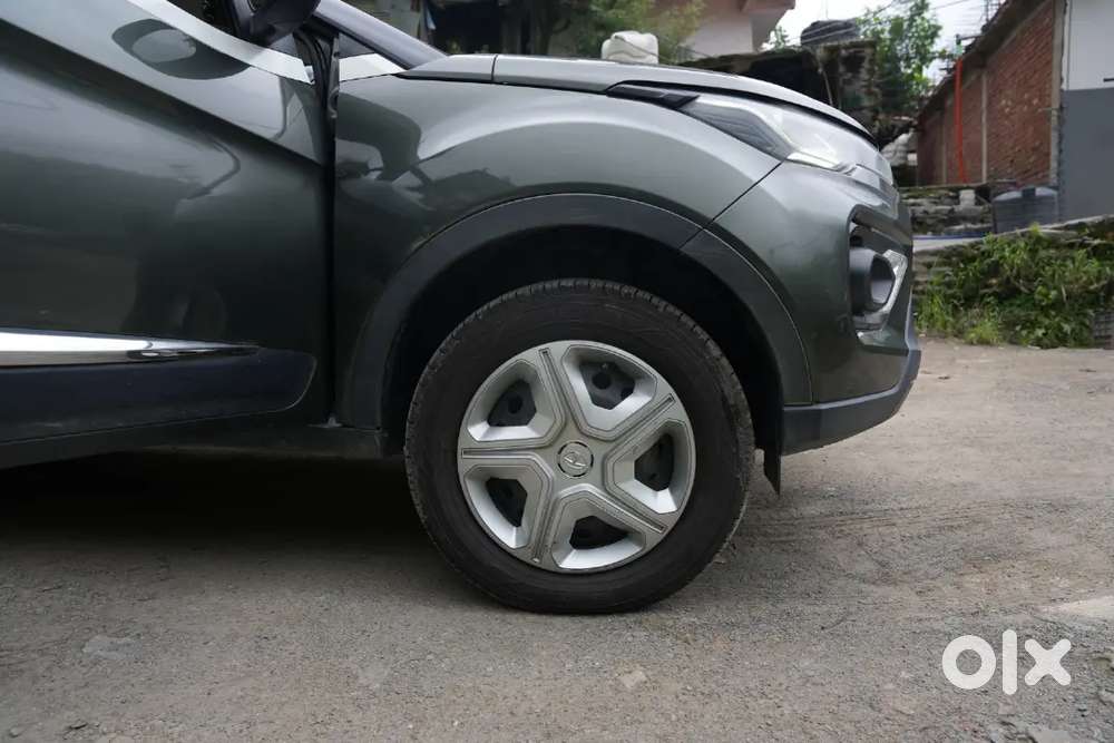 Tata Nexon 2020 Petrol Manual 86000 Km