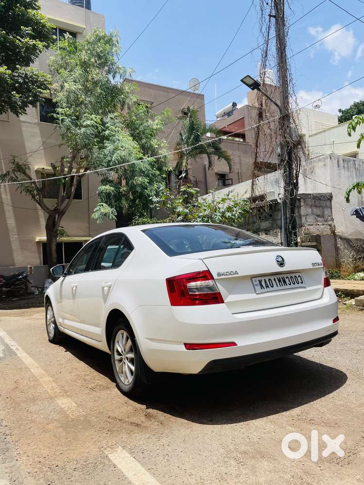 Skoda Octavia Elegance 1.8 Tsi At, 2016, Petrol