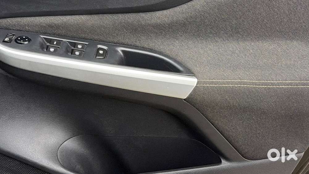 Nissan Magnite 1.0 Xv Premium Turbo, 2022, Petrol
