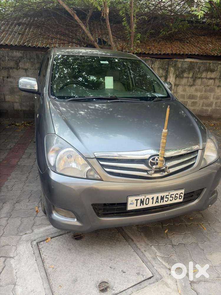 Toyota Innova 2010 Diesel 212000 Km Driven