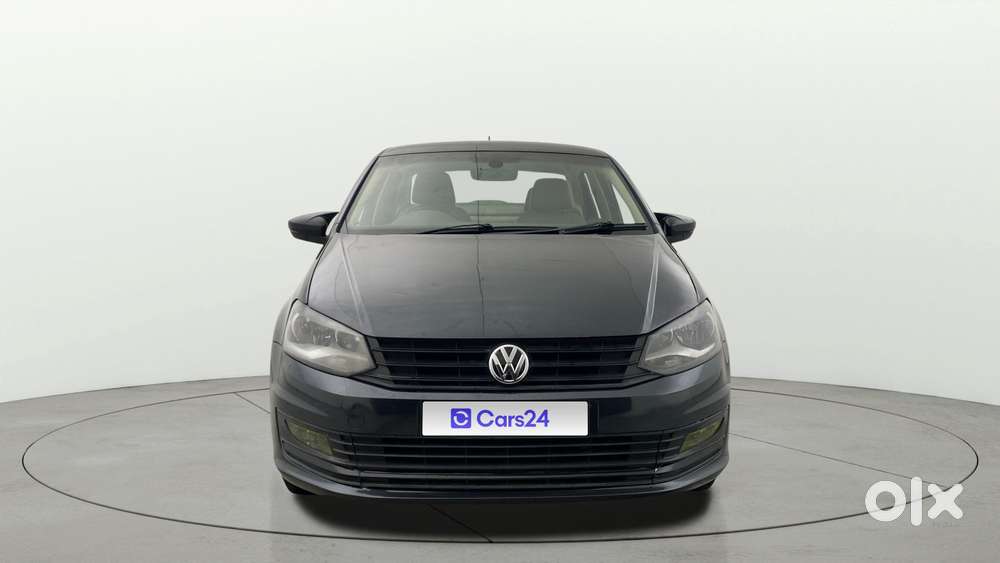 Volkswagen Vento 1.2 Highline Plus At 16 Alloy, 2016, Petrol