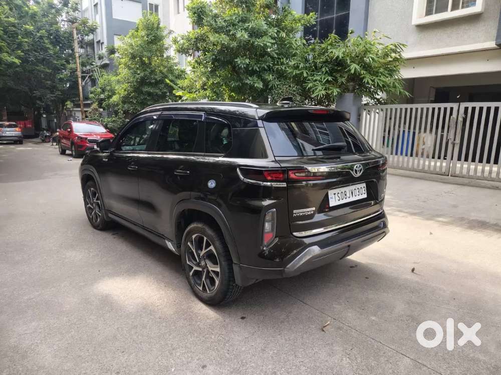 Toyota Urban Cruiser Hyryder 1.5 V Hybrid, 2023, Petrol