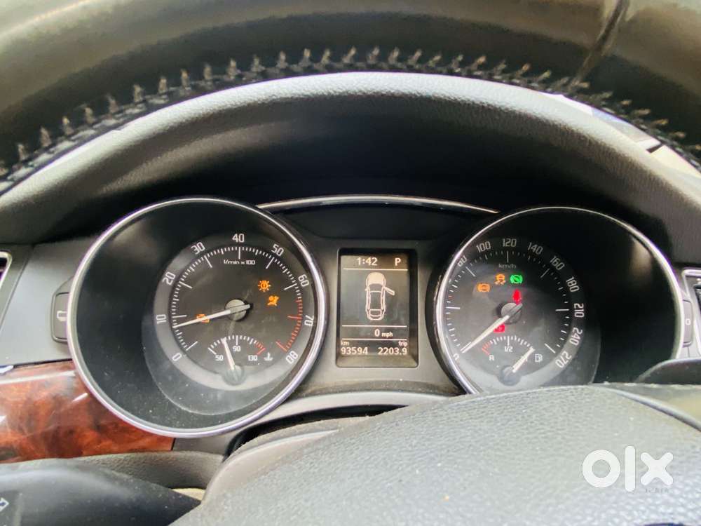 Skoda Superb 1.8 Elegance Tsi At, 2012, Petrol