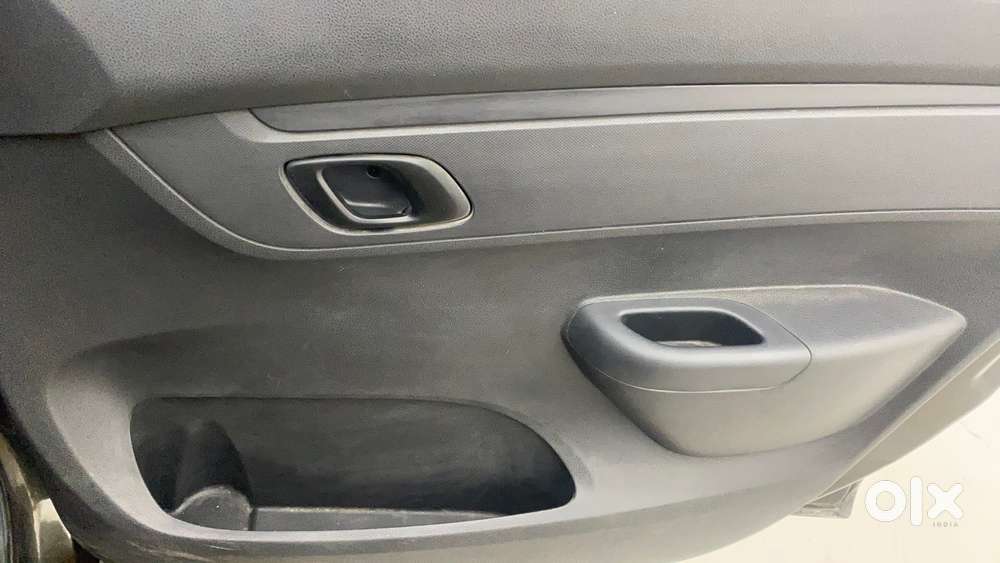 Renault Kwid 1.0 Rxt Edition, 2016, Petrol