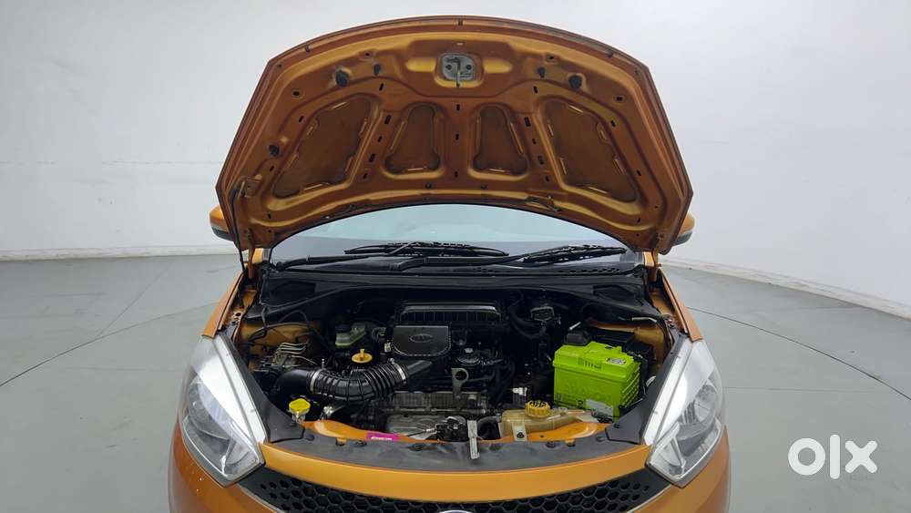 Tata Tiago Xza, 2017, Petrol