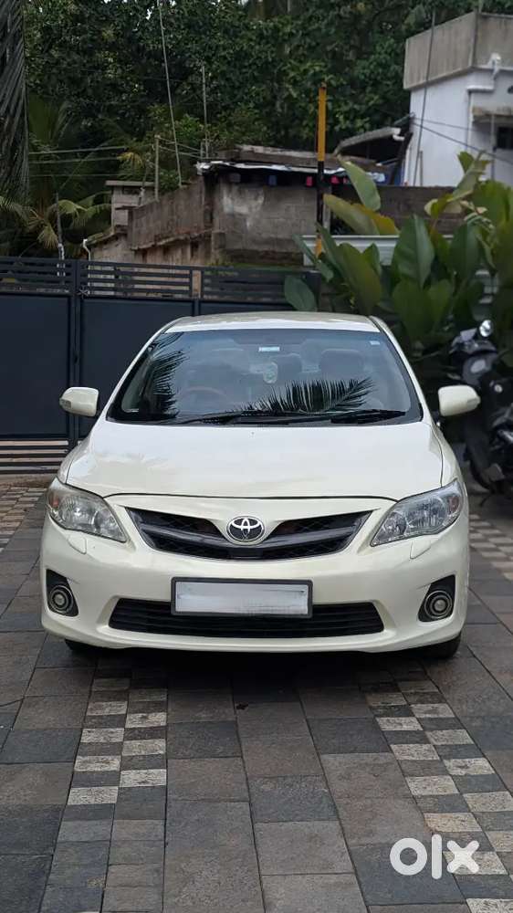 Toyota Corolla Altis 2011 Diesel Well Maintained