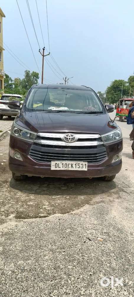 Toyota Innova Hycross Hybrid 2017