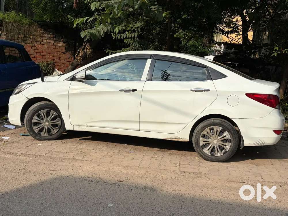Hyundai Verna 1.6 Crdi 2012