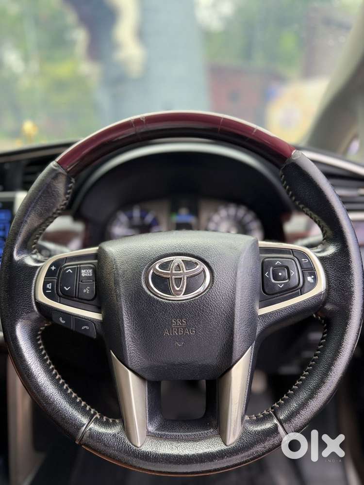 Toyota Innova Crysta 2.7 Vx Mt, 2016, Diesel