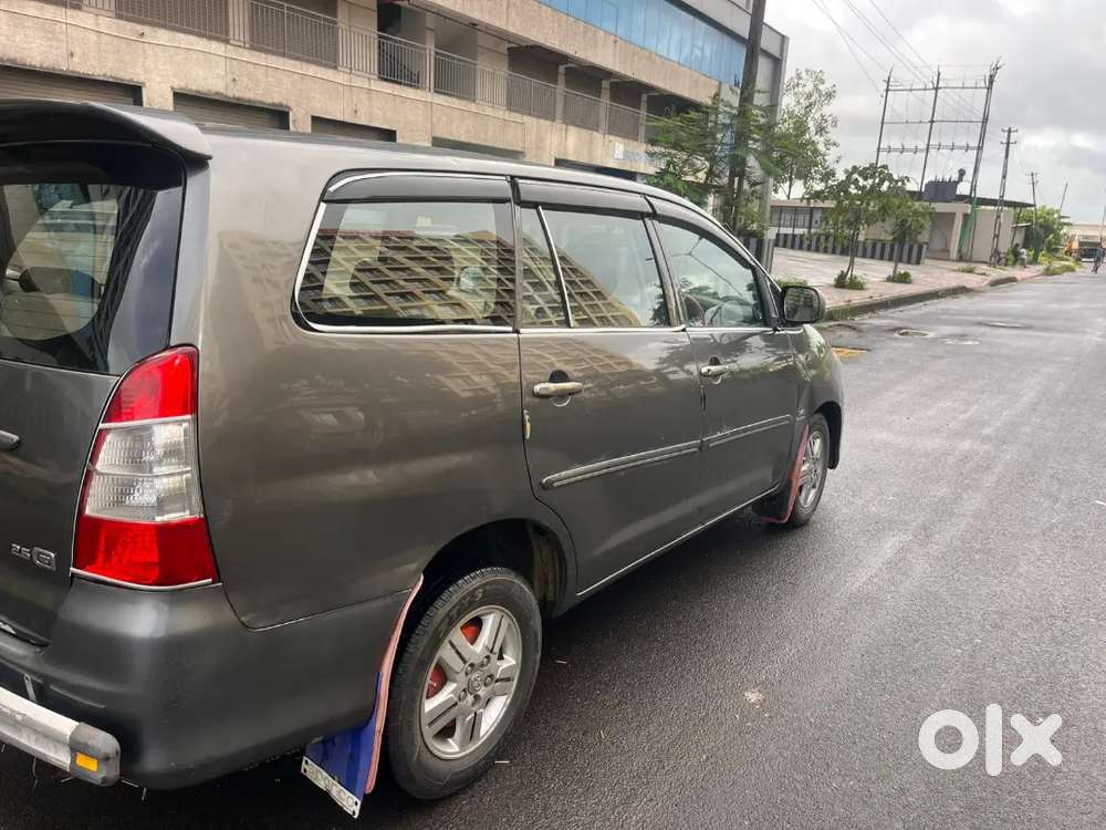 Toyota Innova 2010 Diesel Well Maintained