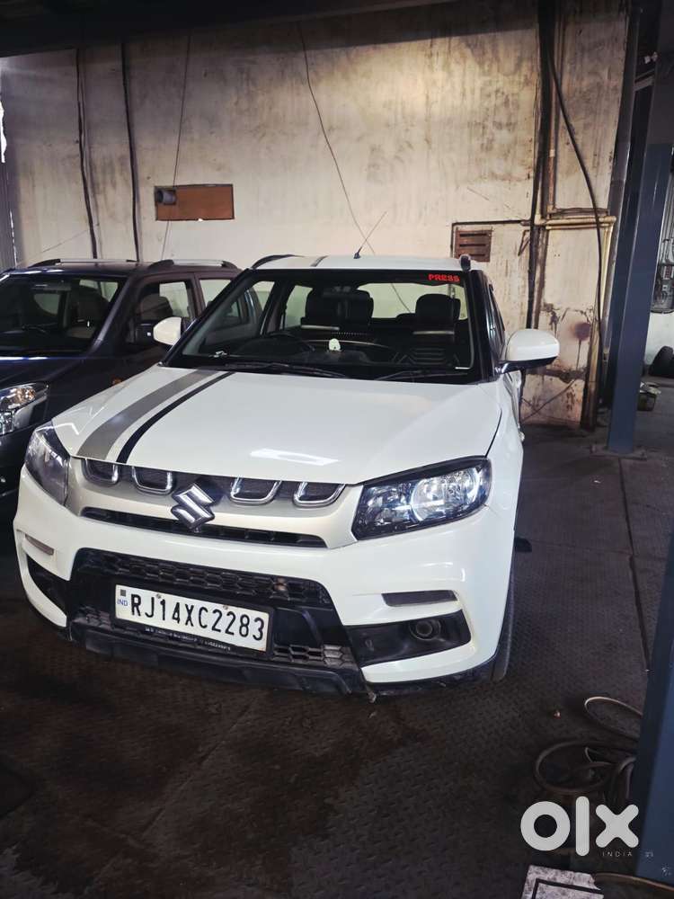 Maruti Suzuki Brezza Zdi+ Dual Tone, 2017, Diesel