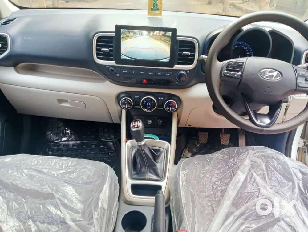 Hyundai Venue 2019 Petrol 45000 Km Driven
