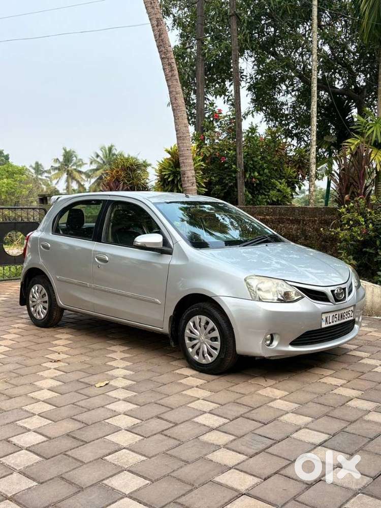 Toyota Etios Liva 2014-2016 V, 2016, Petrol