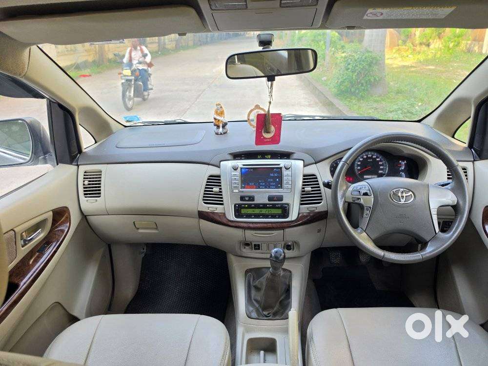 Toyota Innova 2.5 V 7 Str, 2013, Diesel