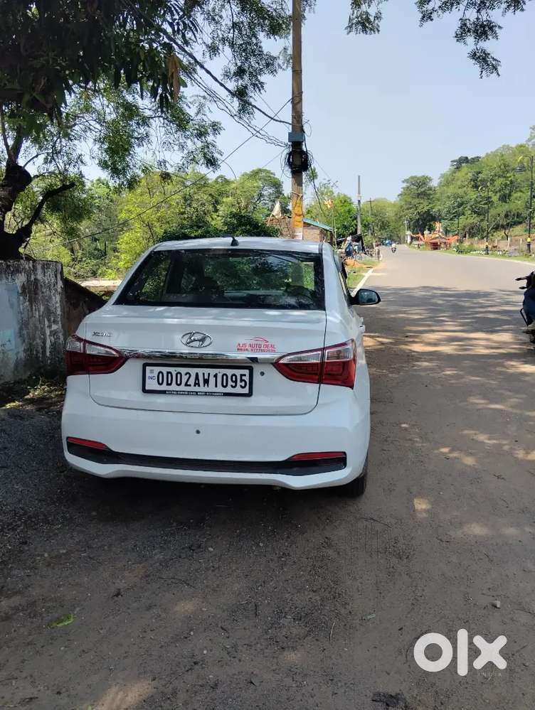 Hyundai Xcent 2018 Petrol