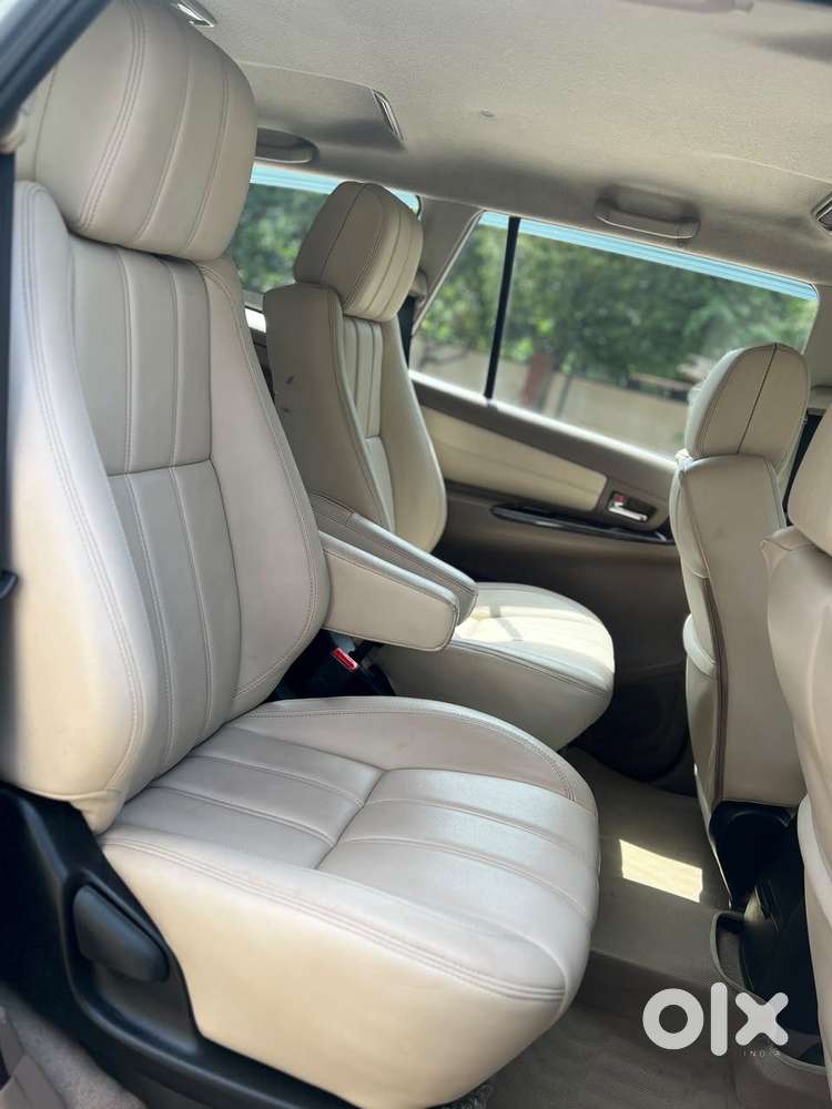 Toyota Innova 2.5 V 7 Str, 2015, Diesel