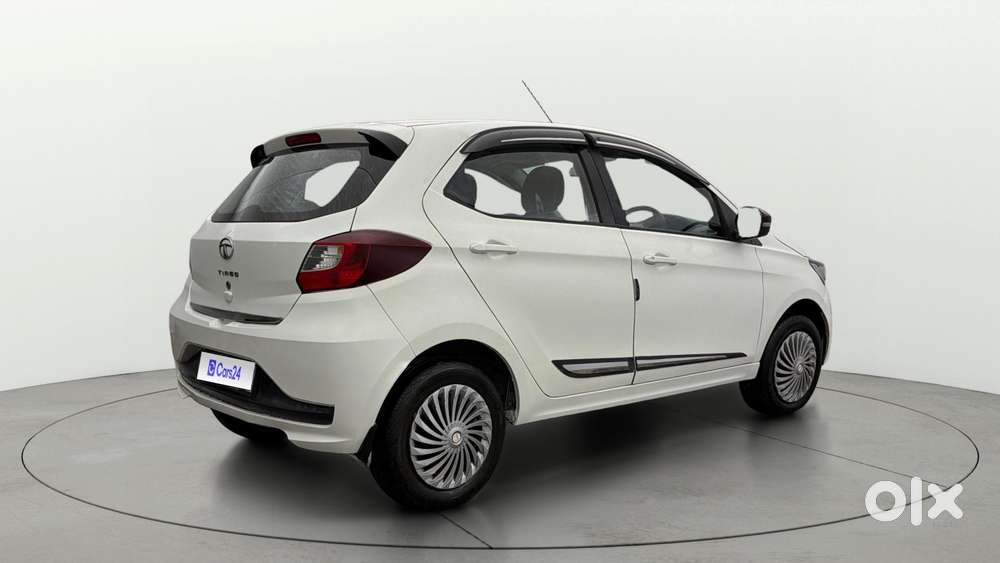 Tata Tiago 1.2 Revotron Xt, 2022, Petrol
