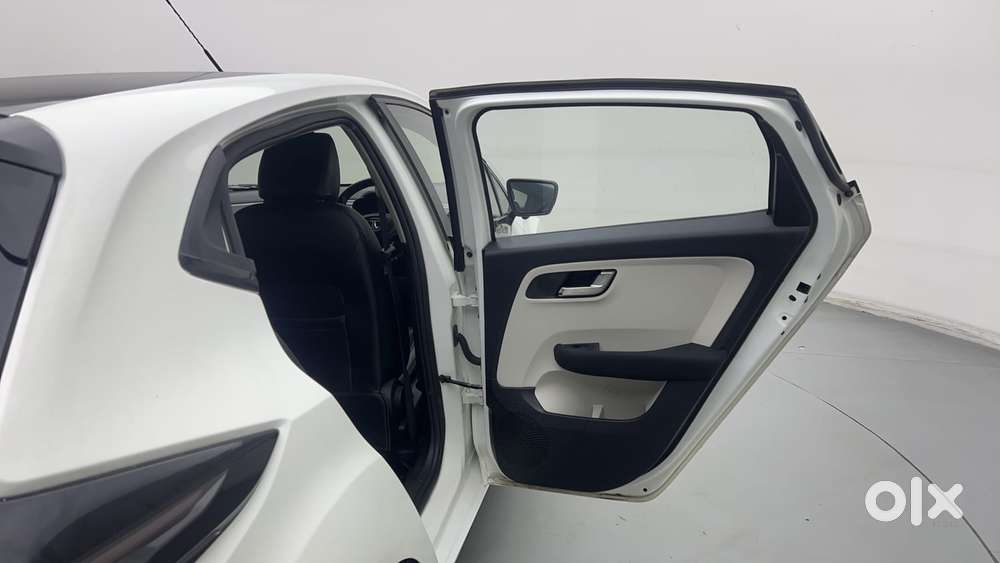 Tata Altroz 1.2 Xz Plus I-turbo, 2022, Petrol