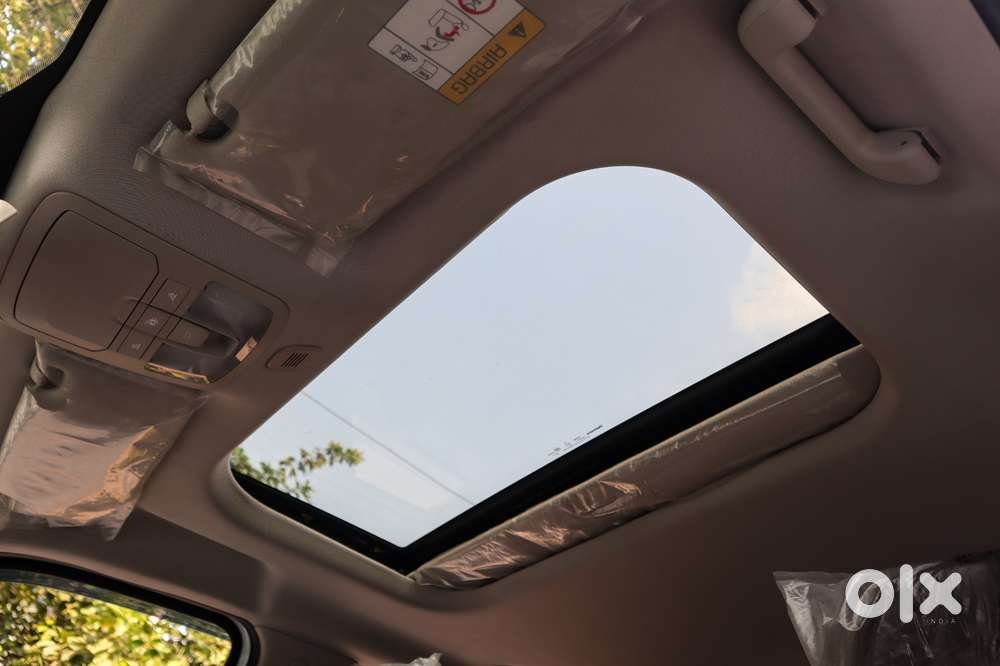 Mahindra Scorpio N Z8s G At 2wd, 2025, Petrol