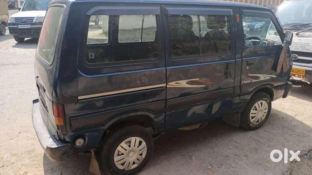 Maruti Omni Van Blue Color 5 Setter