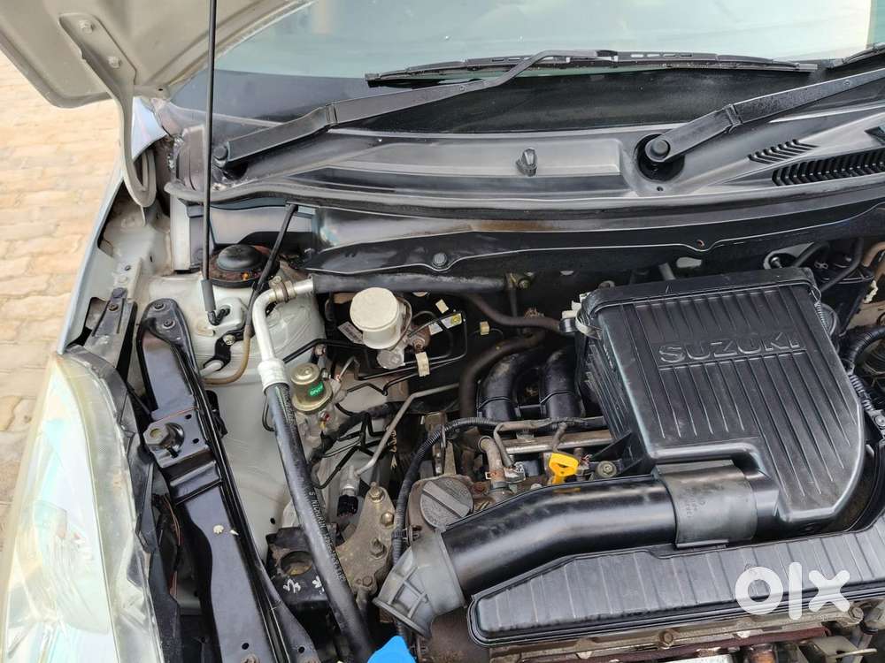 Maruti Suzuki Swift Dzire 1.3 Vxi, 2013, Petrol