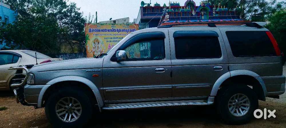 Ford Endeavour 2005 Diesel Well Maintained , Ac Not,working Remaining