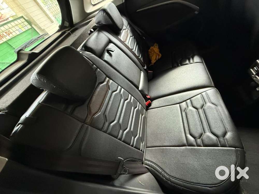 Maruti Suzuki Brezza 2025 Petrol Well Maintained
