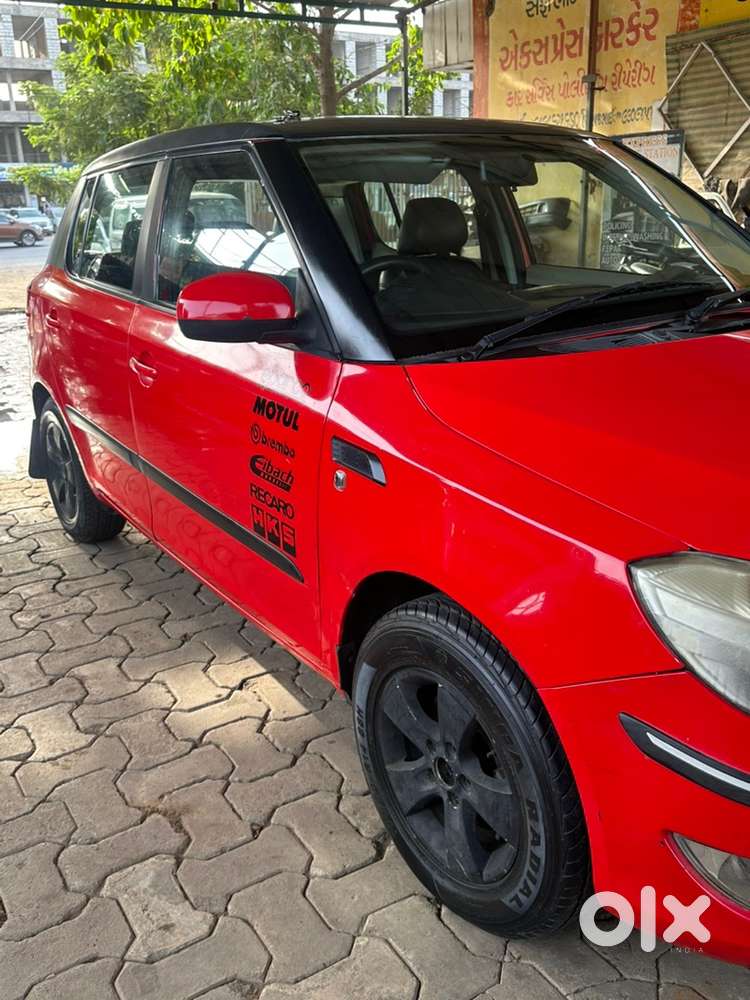 Skoda Fabia Cng 2011