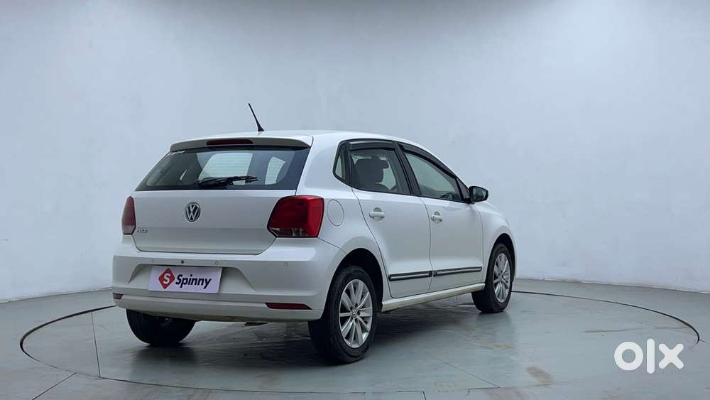 Volkswagen Polo Petrol Highline 1.2l, 2016, Petrol