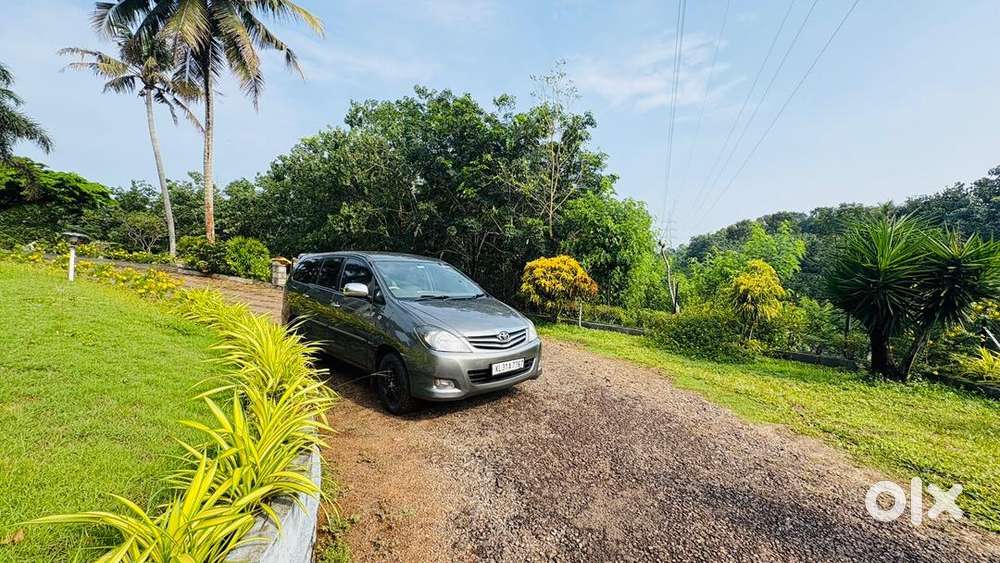 Innova2.5v 2009